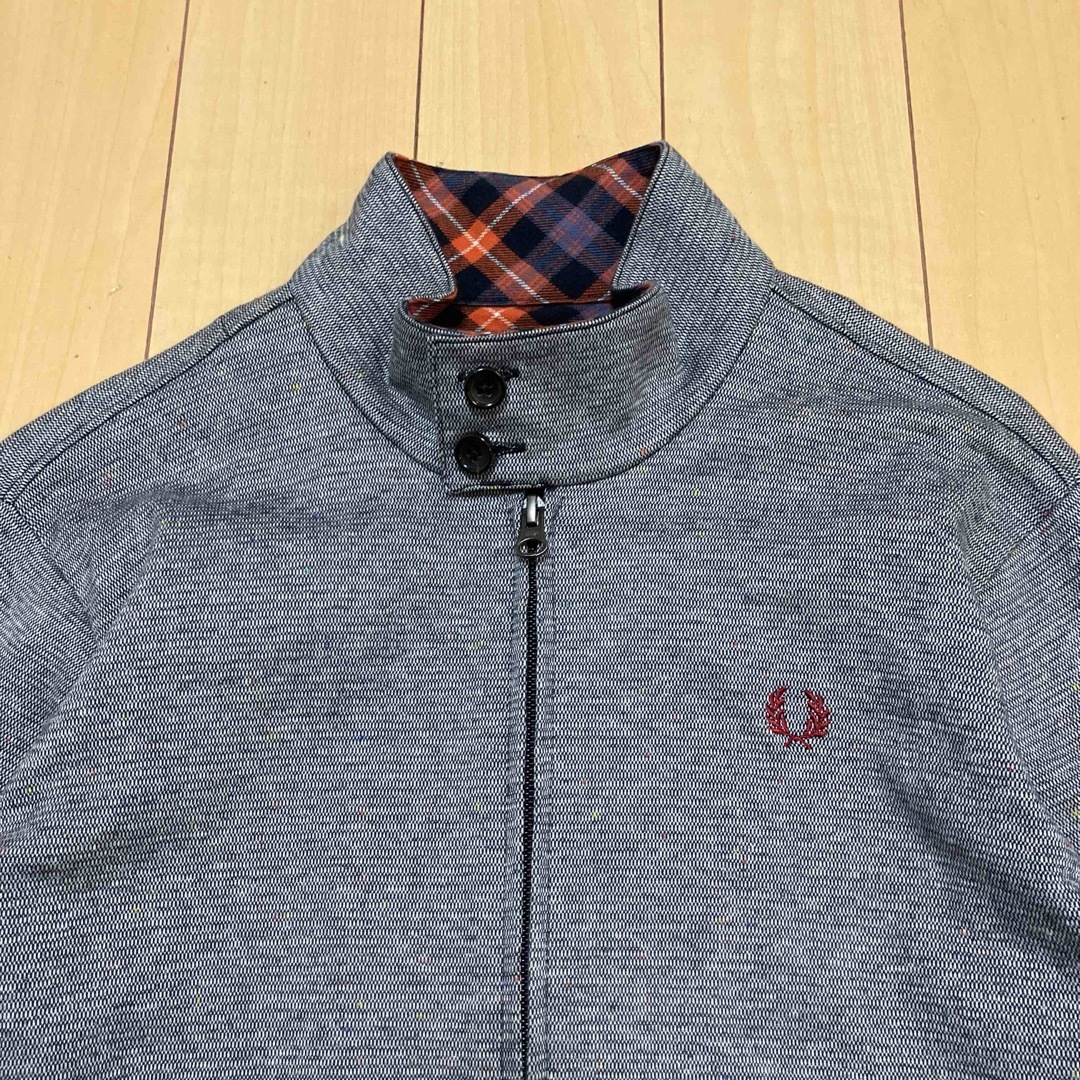 FRED PERRY(フレッドペリー)のFRED PERRY フレッドペリー　ジャケット スウィングトップ　グレー　M メンズのジャケット/アウター(ブルゾン)の商品写真