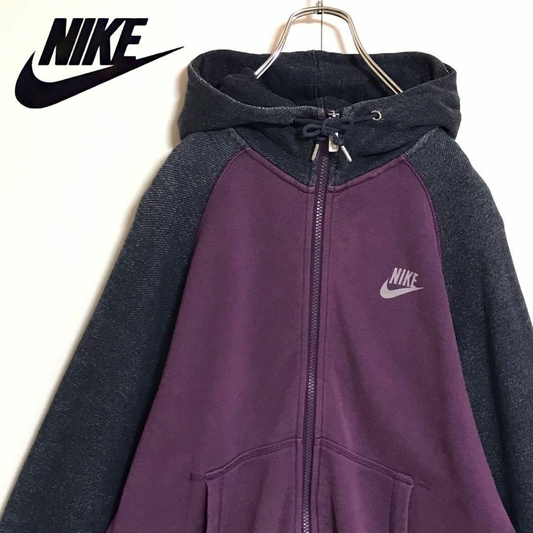 NIKE(ナイキ)の【バイカラー】ナイキ　ロゴ入りジップパーカー　デニム調　パープル　A926 メンズのトップス(パーカー)の商品写真