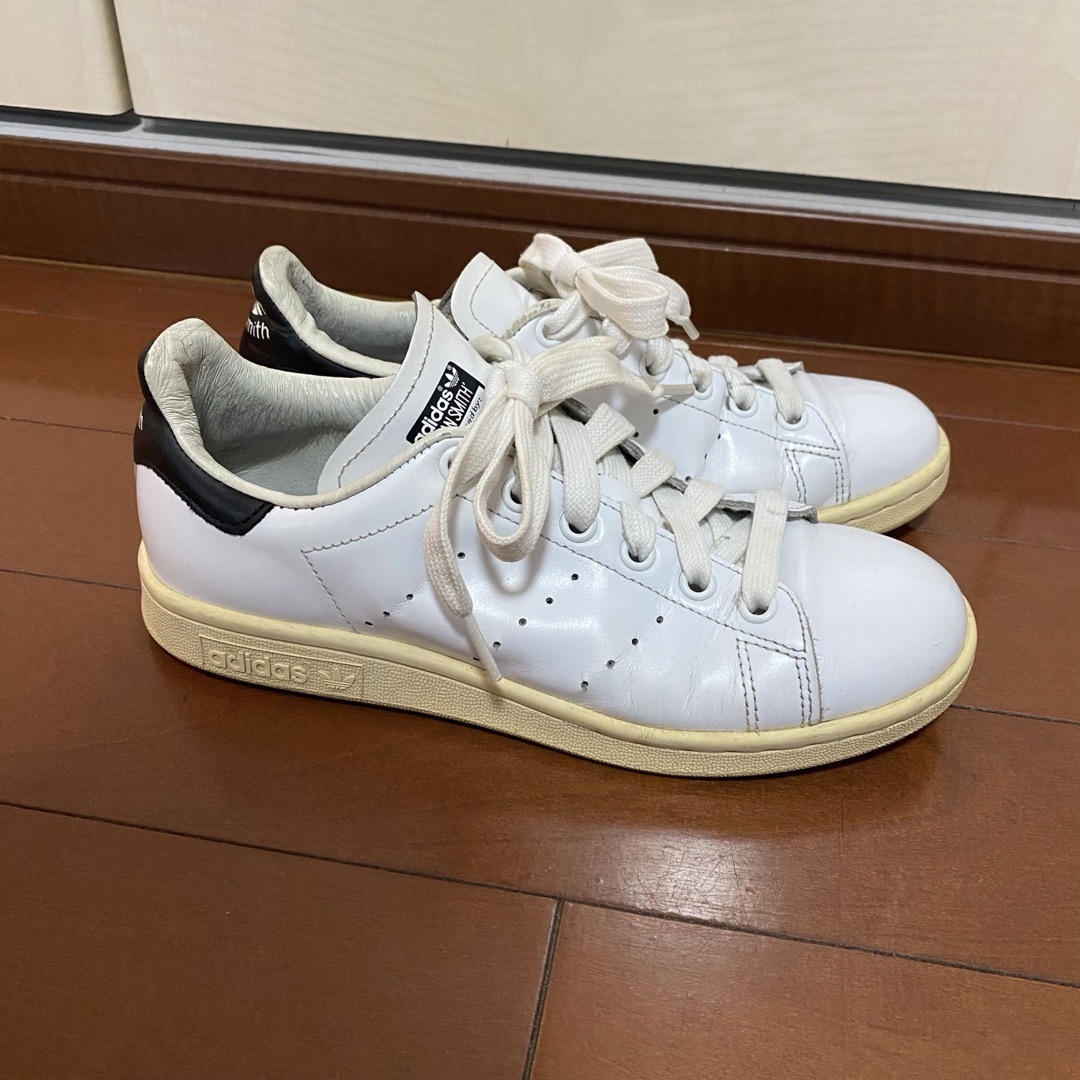 STANSMITH（adidas）(スタンスミス)のスタンスミス　STAN SMITH　ホワイト/ブラック　adidas レディースの靴/シューズ(スニーカー)の商品写真