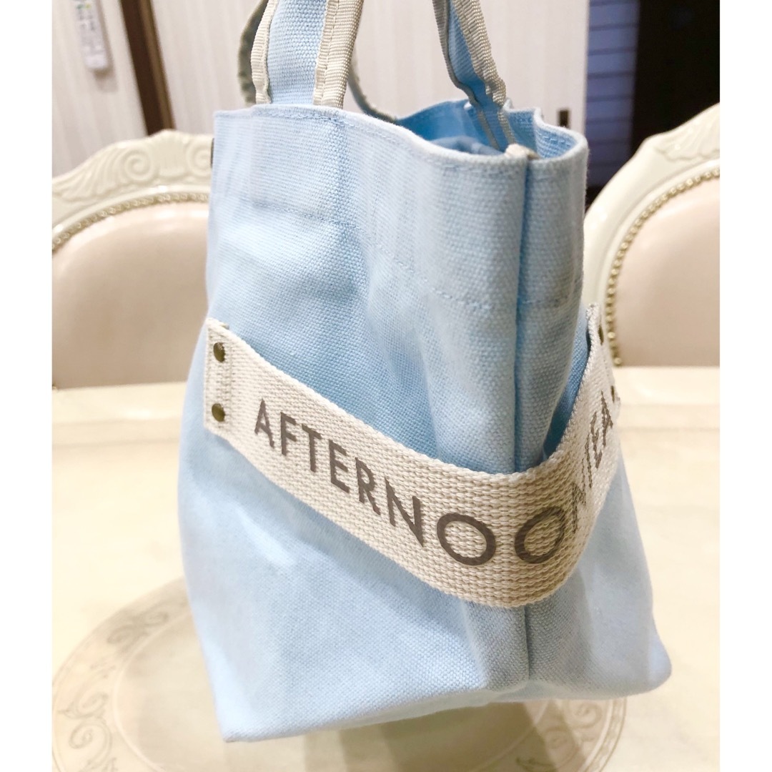 AfternoonTea(アフタヌーンティー)のAFTERNOONTEA   ロゴテープ　ランチバック　トートバッグ　水色🩵 レディースのバッグ(トートバッグ)の商品写真