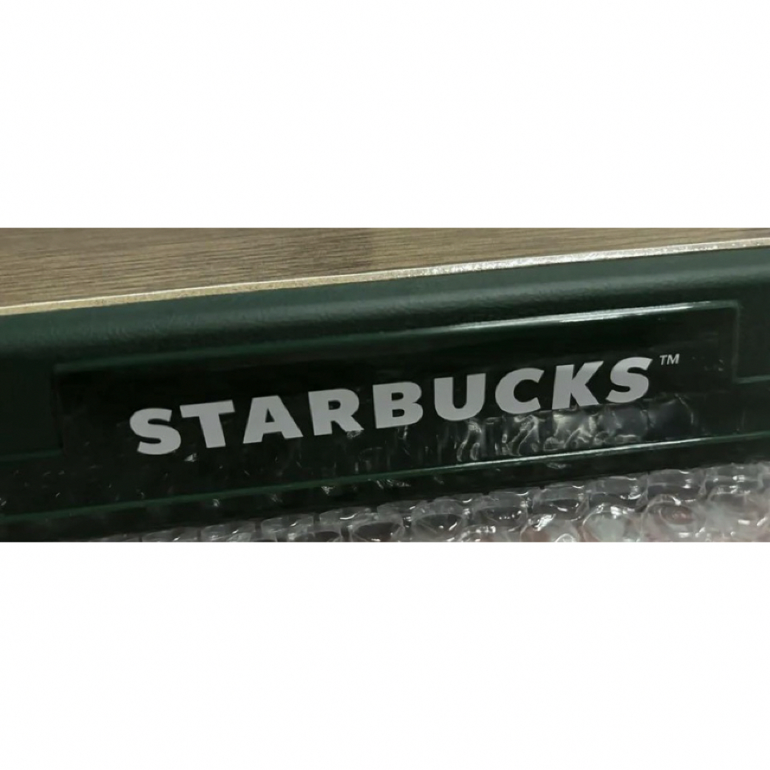 Starbucks(スターバックス)の希少❤️海外限定 スターバックス BOX キャンプテーブル 折りたたみ収納 タイ スポーツ/アウトドアのアウトドア(テーブル/チェア)の商品写真