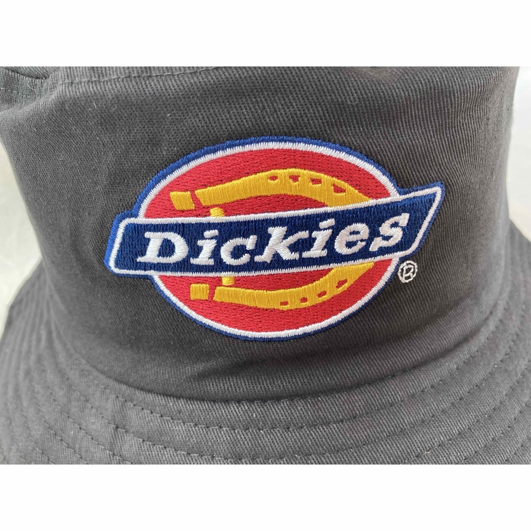 Dickies(ディッキーズ)の新品送料込人気のDickies豪華エンブレム刺繍ツイルカジュアルバケットハット メンズの帽子(ハット)の商品写真