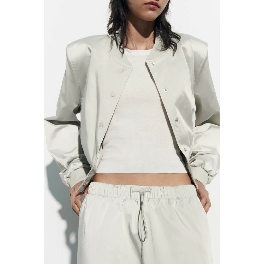 ZARA - ZARA サテン クロップド ボンバージャケット Lサイズ ZARA - ZARA サテン クロップド ボンバージャケット Lサイズ