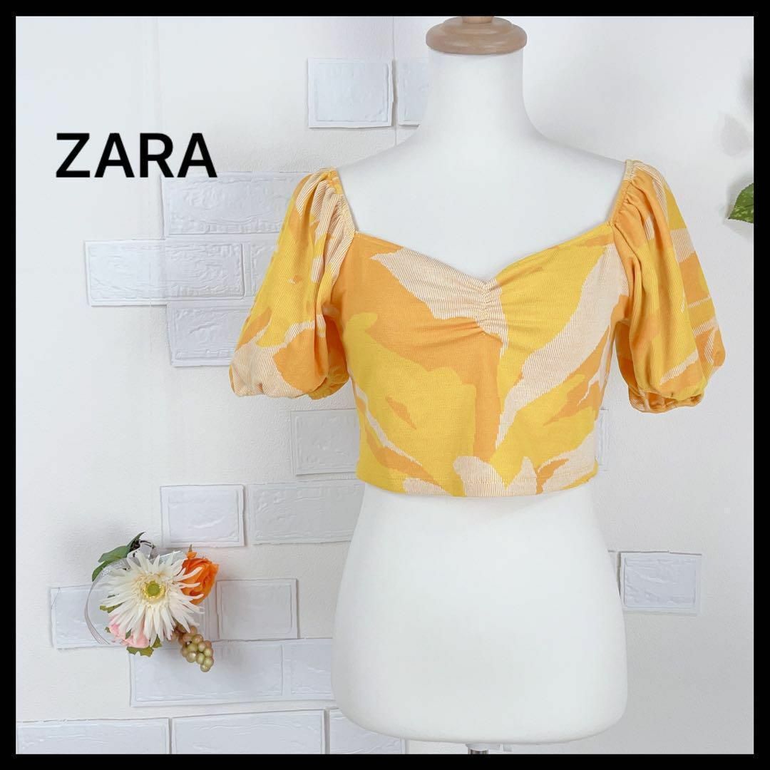 ZARA(ザラ)の【新品】ザラ　カットソー　クロップド丈　トップス　リゾート　パフスリーブ　　M レディースのトップス(カットソー(半袖/袖なし))の商品写真