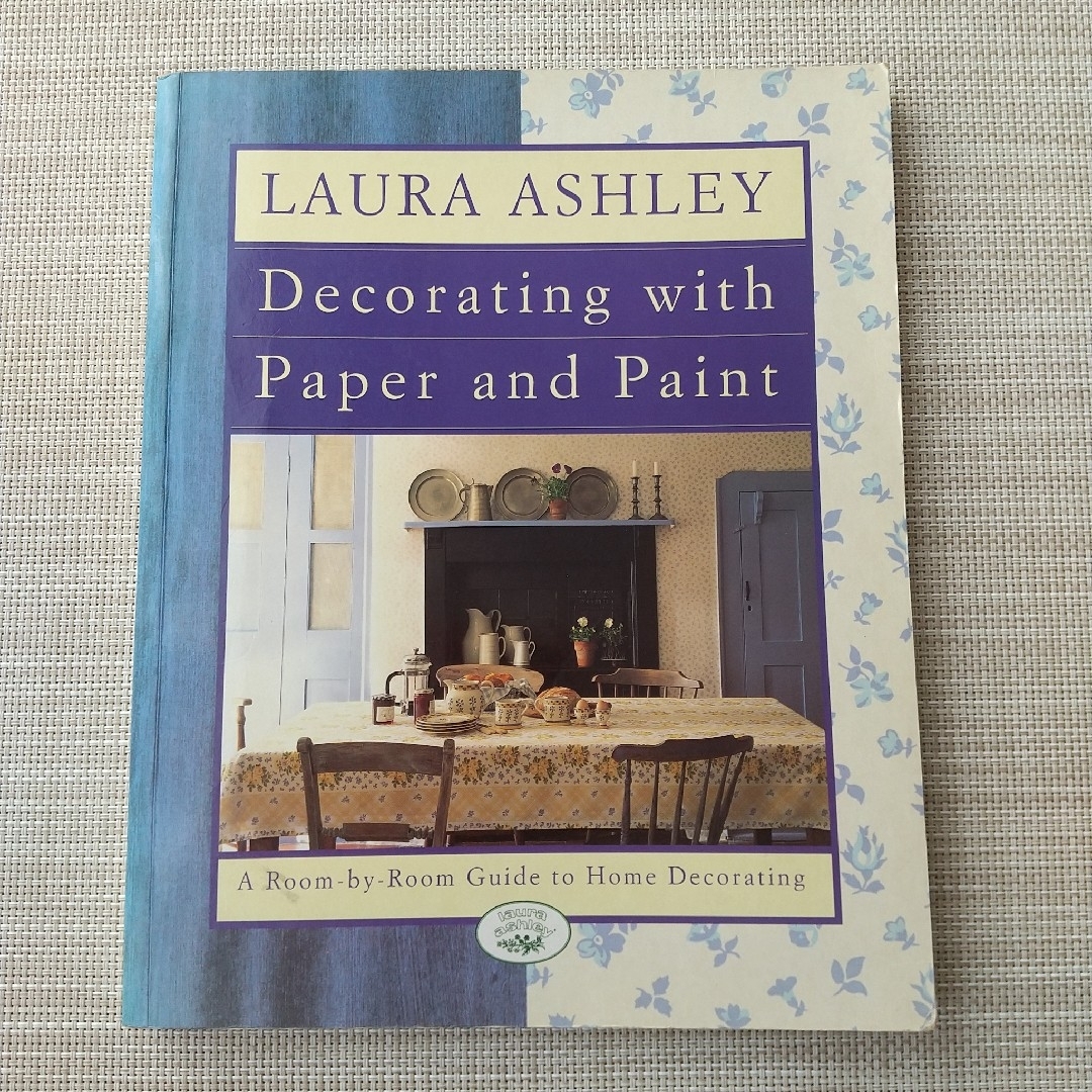 LAURA ASHLEY(ローラアシュレイ)のLAURA ASHLEY ローラアシュレイ 洋書  インテリア本 エンタメ/ホビーの本(洋書)の商品写真