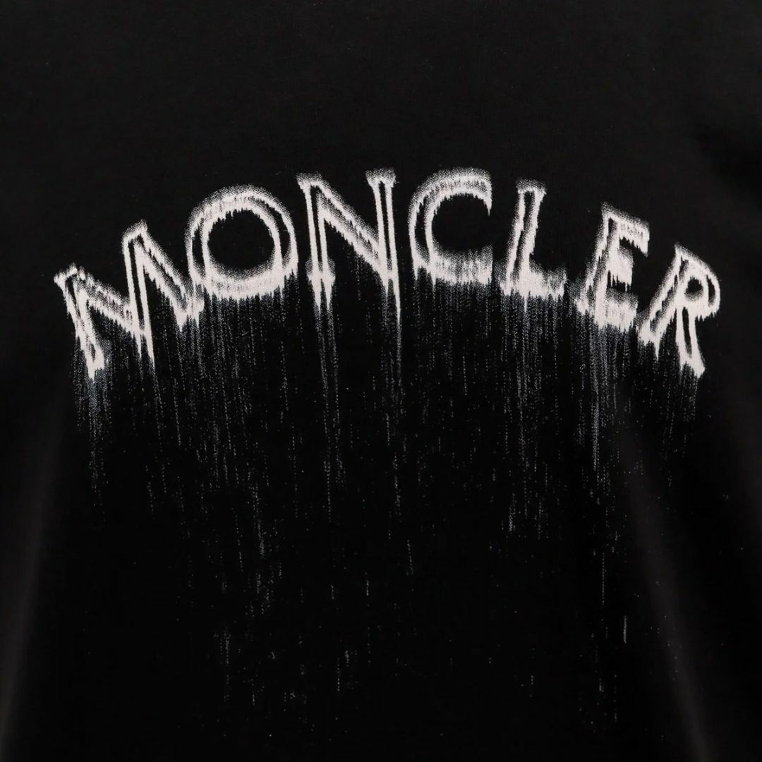 MONCLER(モンクレール)の送料無料 197 MONCLER モンクレール 8C00002 89A17 ブラック Tシャツ カットソー 半袖 size S メンズのトップス(Tシャツ/カットソー(半袖/袖なし))の商品写真