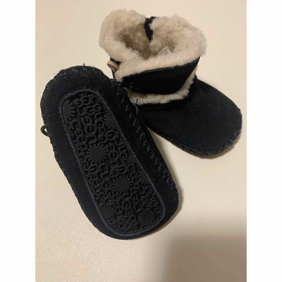 UGG(アグ)のUGG  アグ ベビー レミー ベビーシューズ ムートン 1012146i キッズ/ベビー/マタニティのベビー靴/シューズ(~14cm)(ブーツ)の商品写真