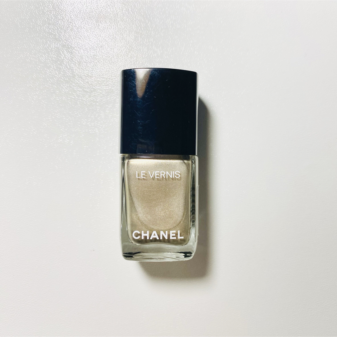 CHANEL(シャネル)のechan様御専用CHANEL ヴェルニ 532 CANOTIER ネイル コスメ/美容のネイル(マニキュア)の商品写真