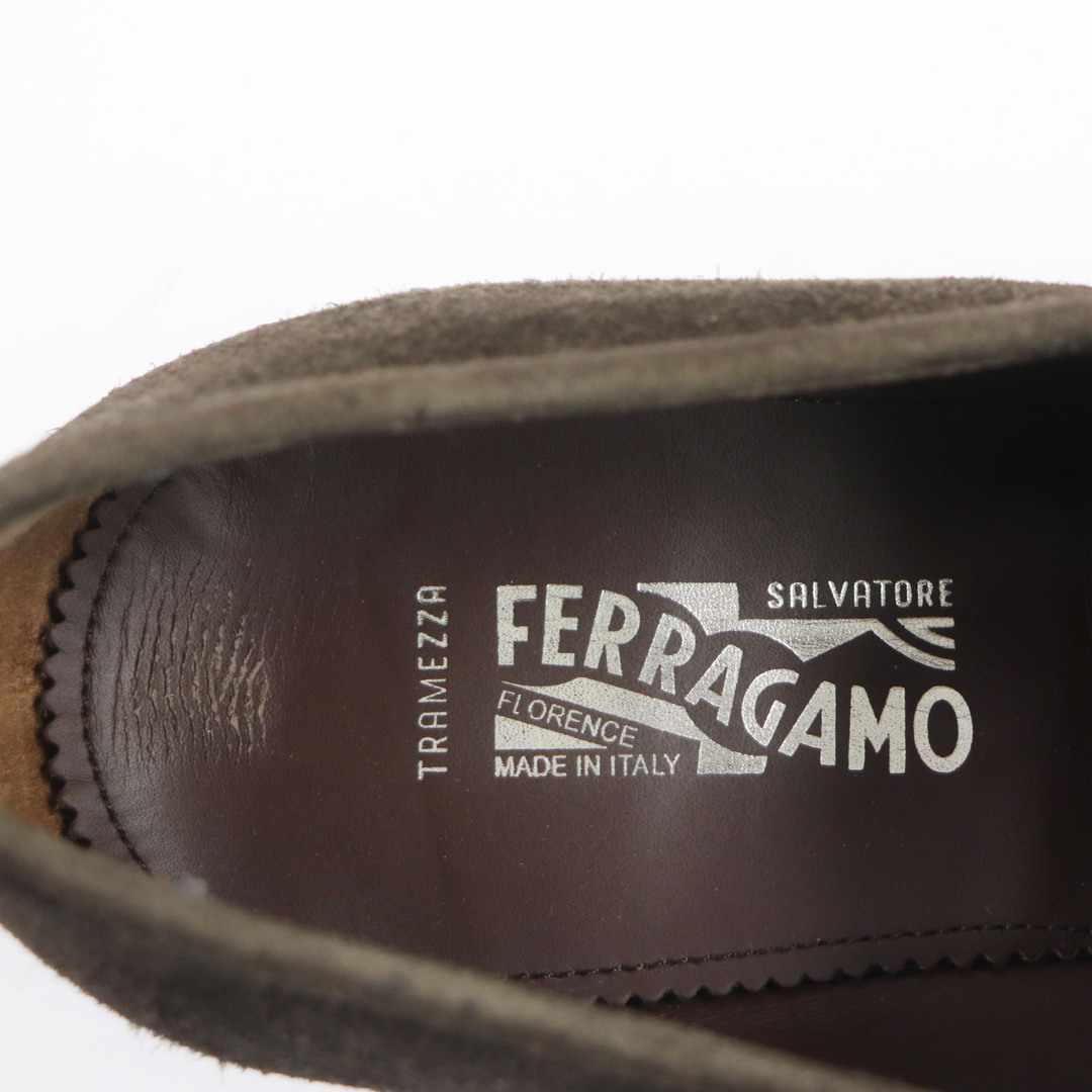 Salvatore Ferragamo(サルヴァトーレフェラガモ)の【ドンドン見直し】美品 Salvatore Ferragamo サルヴァトーレフェラガモ TRAMEZZA スウェードレザー コインローファー ブラウン 9 イタリア製 メンズ メンズの靴/シューズ(その他)の商品写真