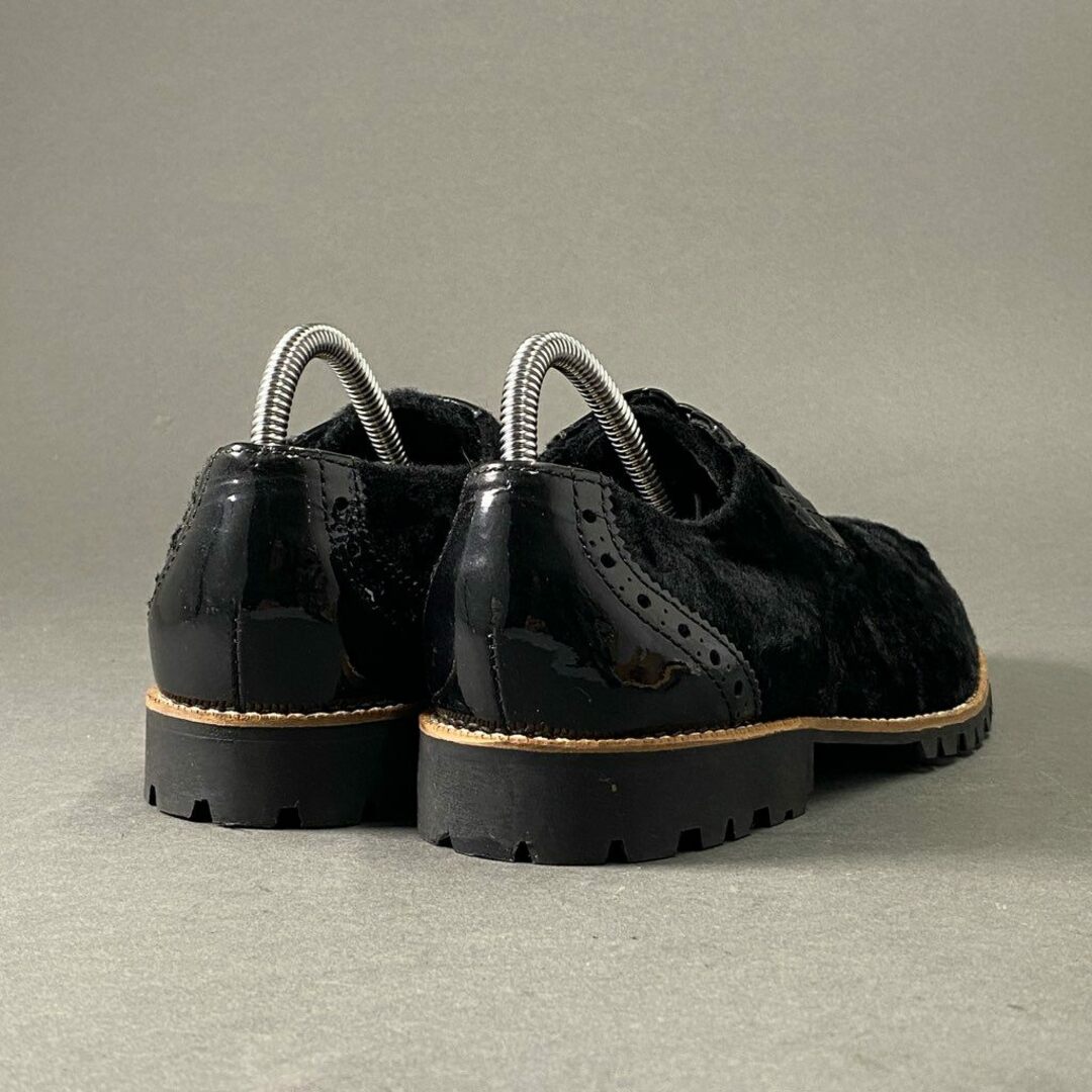 COMME des GARCONS(コムデギャルソン)の2c5 《美品》 tricot COMME des GARCONS トリコ コムデギャルソン ベロアドレスシューズ 22.5cm ブラック ベルベット 日本製 レディースの靴/シューズ(その他)の商品写真