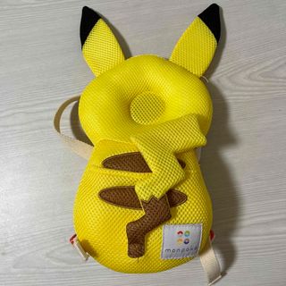 ポケモン(ポケモン)のモンポケ　ピカチュウ　よちよちリュック　ヘッドガード(リュックサック)