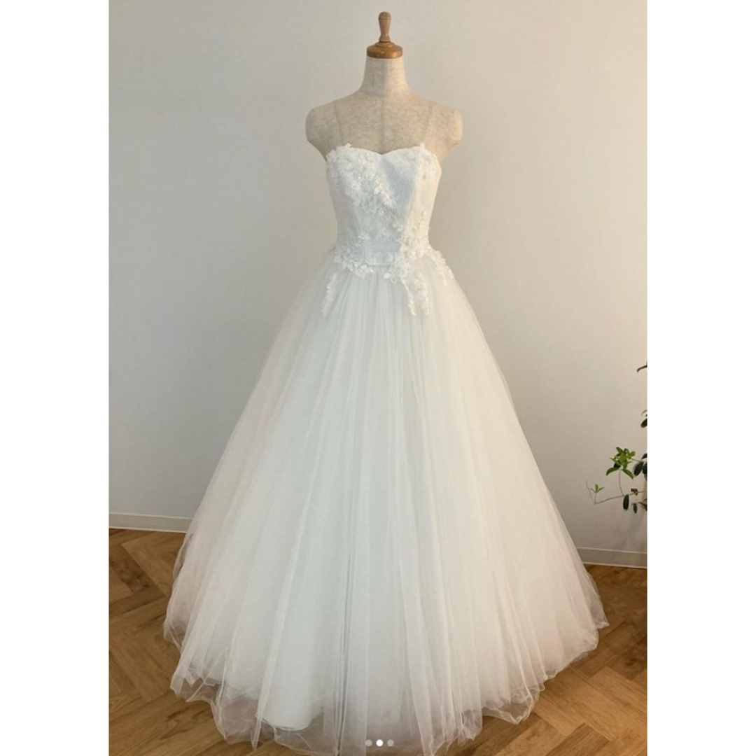 高品質！ウエディングドレス ソフトチュール ベアトップ 花レース 結婚式/披露宴