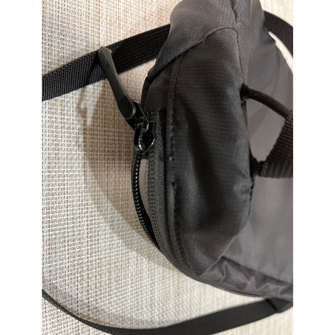 ARC'TERYX(アークテリクス)のアークテリクス Heliad 6L Crossbody bag スポーツ/アウトドアのアウトドア(その他)の商品写真