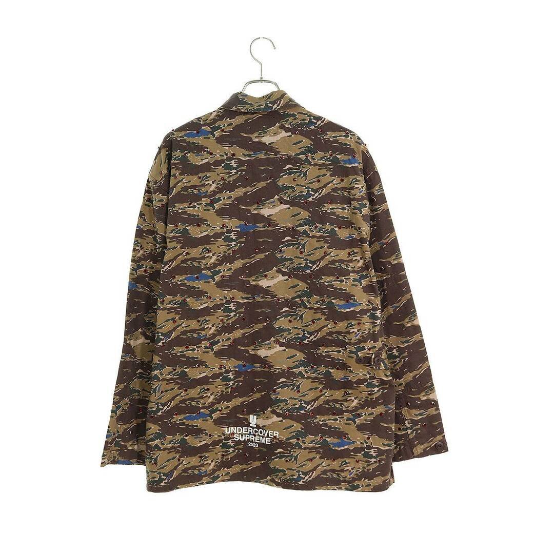 Supreme(シュプリーム)のシュプリーム ×アンダーカバー UNDERCOVER  23SS  UNDERCOVER Studded BDU Jacket カモフラ柄スタッズジャケットブルゾン メンズ XL メンズのジャケット/アウター(ブルゾン)の商品写真