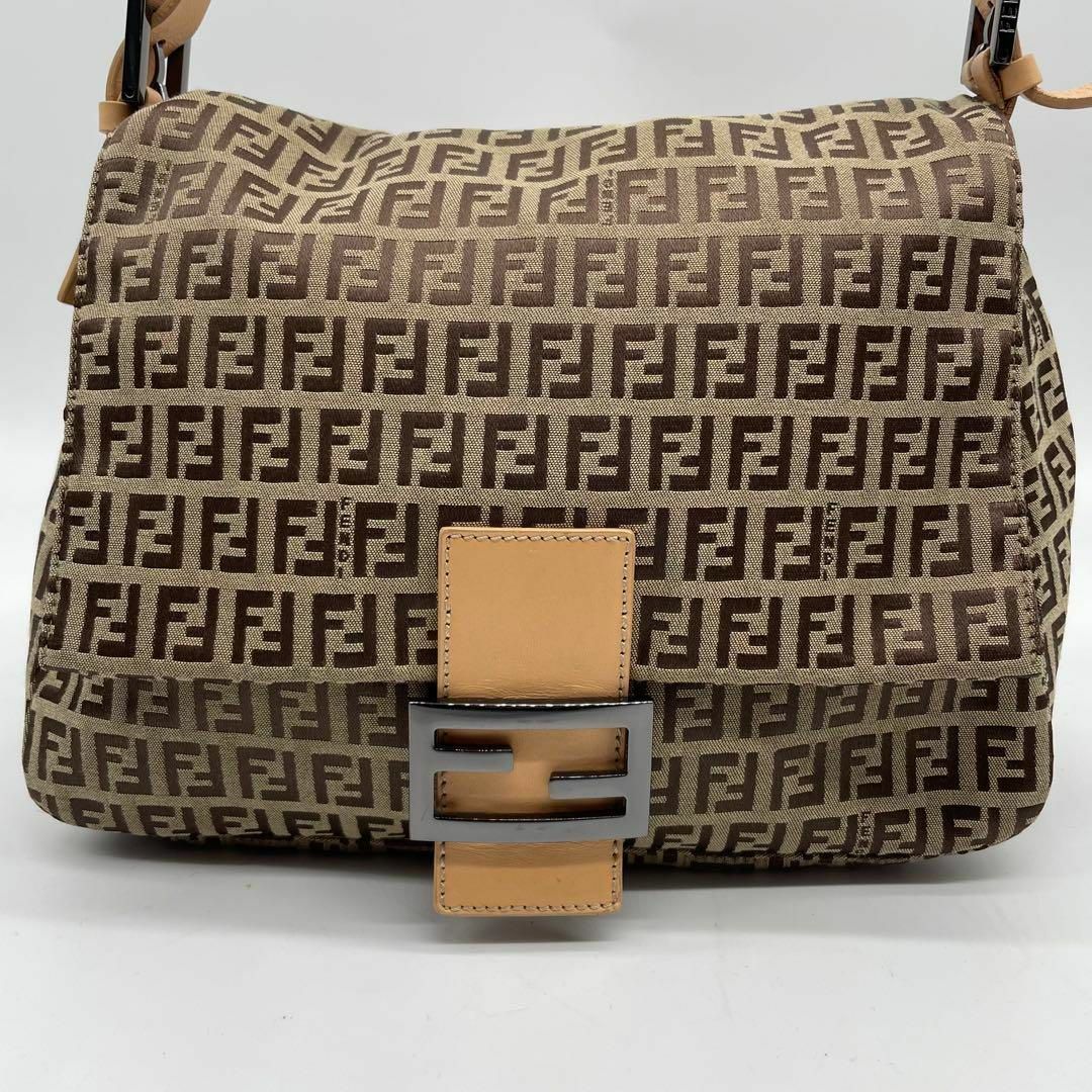 極美品】FENDI ズッキーノ マンマバケット ショルダーバッグ ブラウン 極美品】FENDI ズッキーノ マンマバケット ショルダーバッグ ブラウン