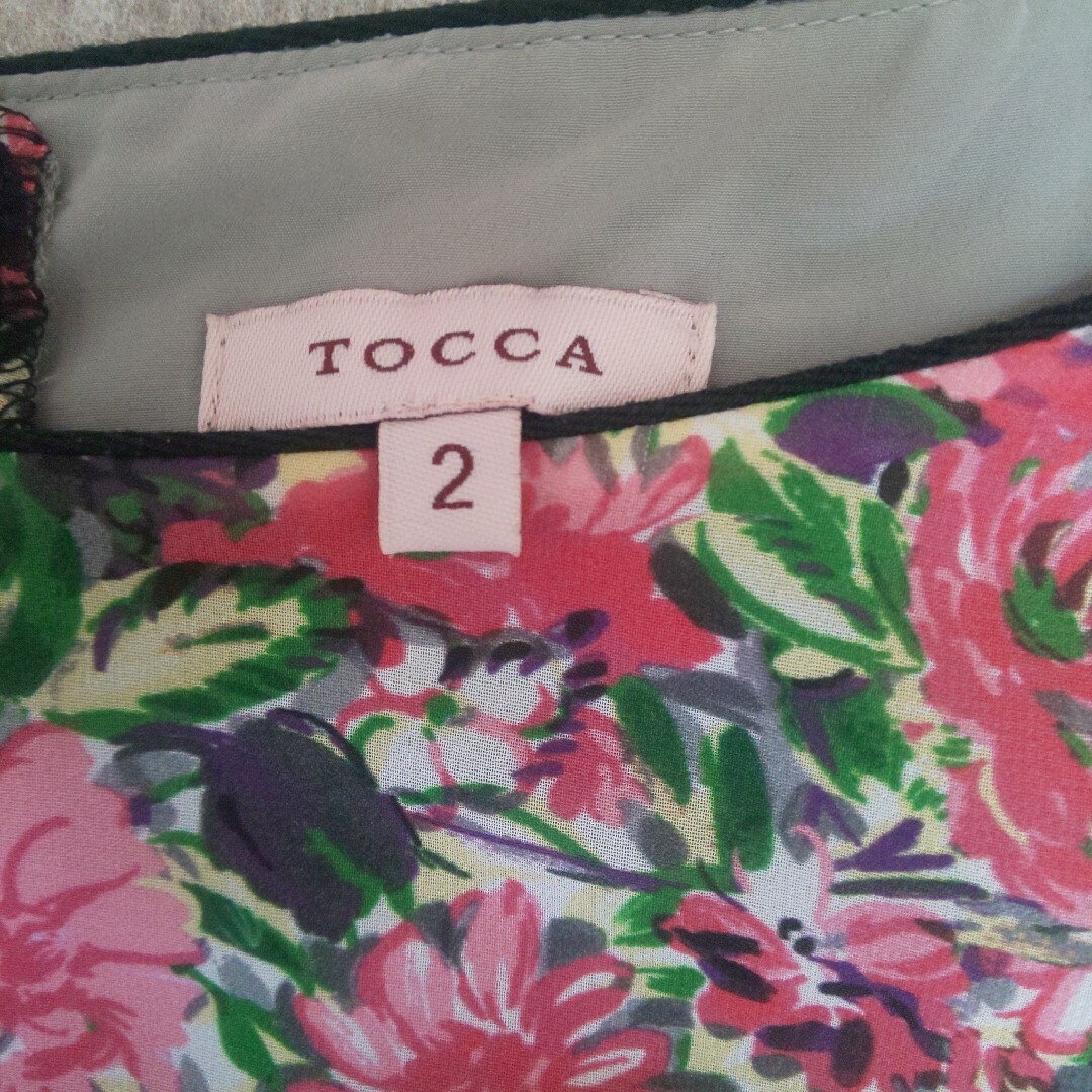 TOCCA(トッカ)のTOCCA  トッカワンピース 美品 レディースのワンピース(ひざ丈ワンピース)の商品写真