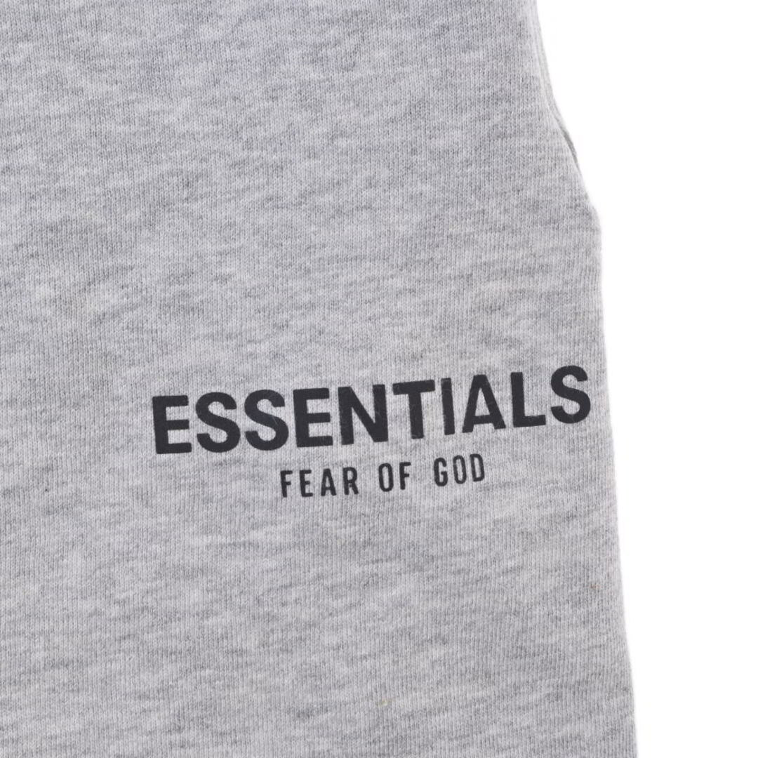 FEAR OF GOD(フィアオブゴッド)のFear of God ESSENTIAL  ハーフパンツ メンズのパンツ(ショートパンツ)の商品写真