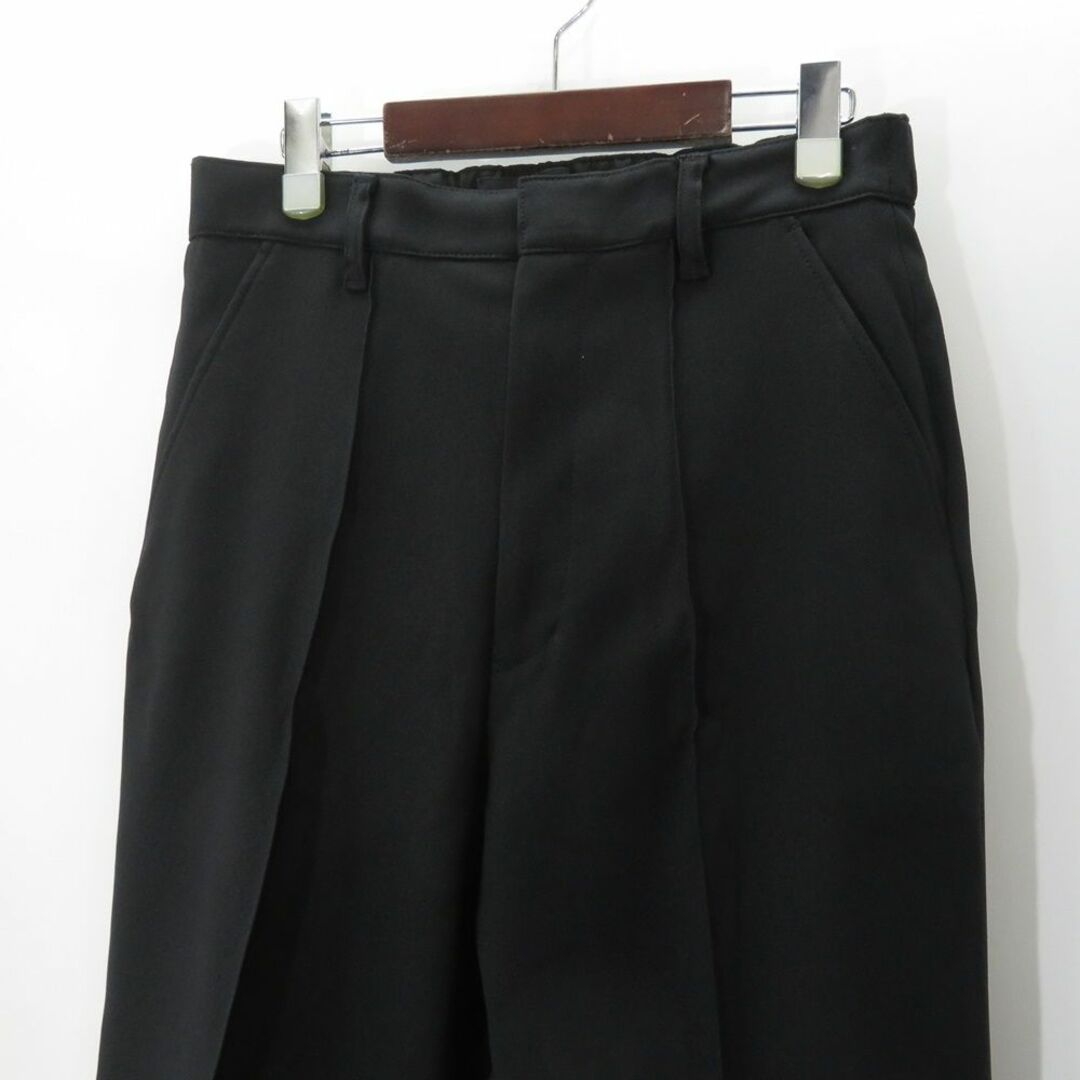 DELUXE(デラックス)のDELUXE CLOTHING 22aw ZOOT PIN TUCK PANTS メンズのパンツ(スラックス)の商品写真