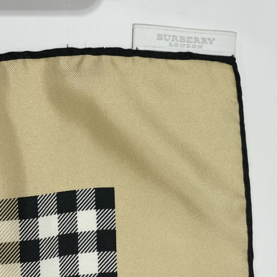 BURBERRY(バーバリー)のBURBERRY 88×86 ノバチェック ベージュ  スカーフ レディースのファッション小物(バンダナ/スカーフ)の商品写真