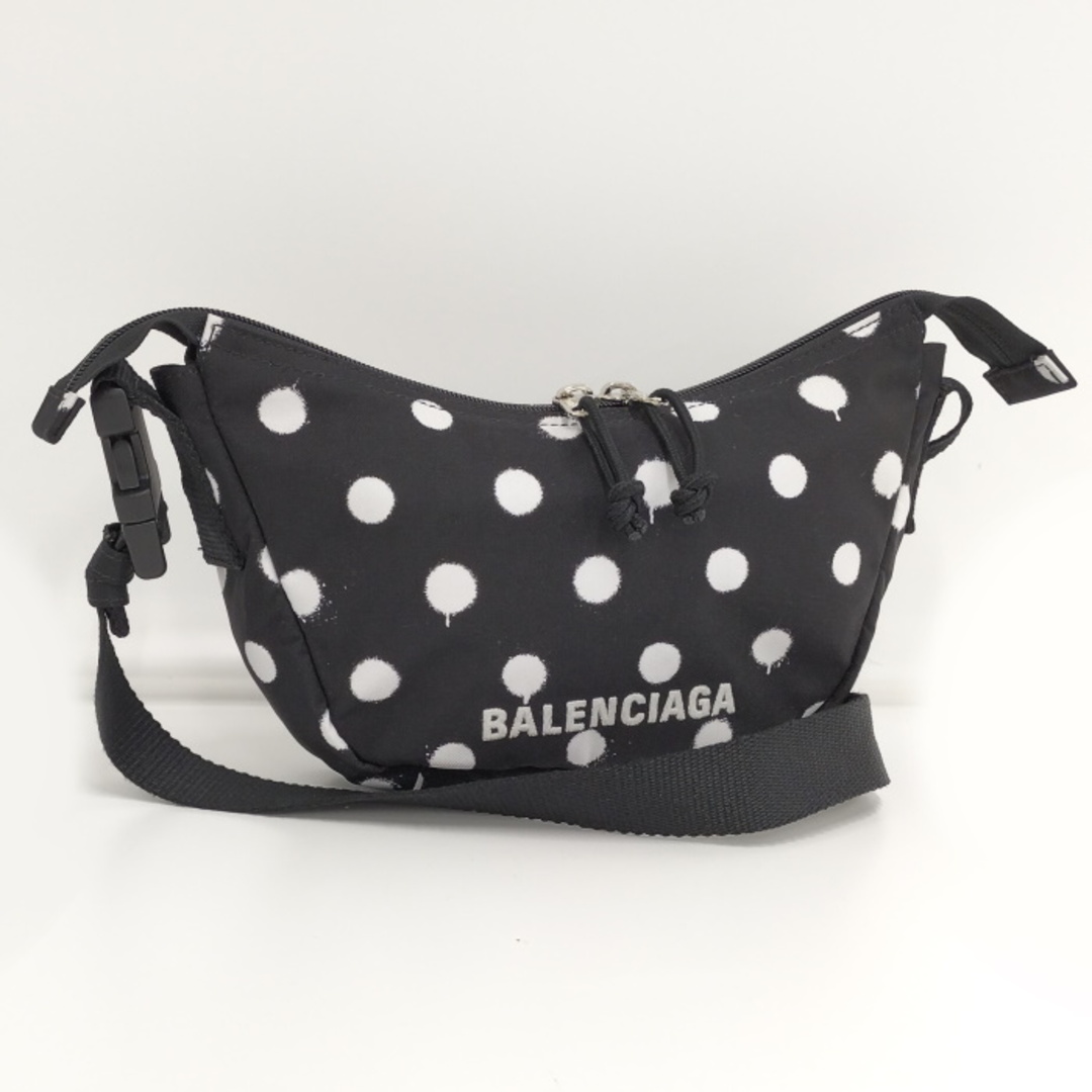 Balenciaga - BALENCIAGA ホイール ボディバッグ ナイロン ブラック