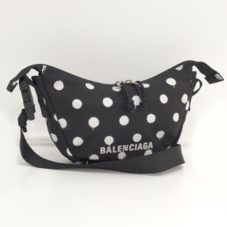 Balenciaga - BALENCIAGA ホイール ボディバッグ ナイロン ブラック 661926