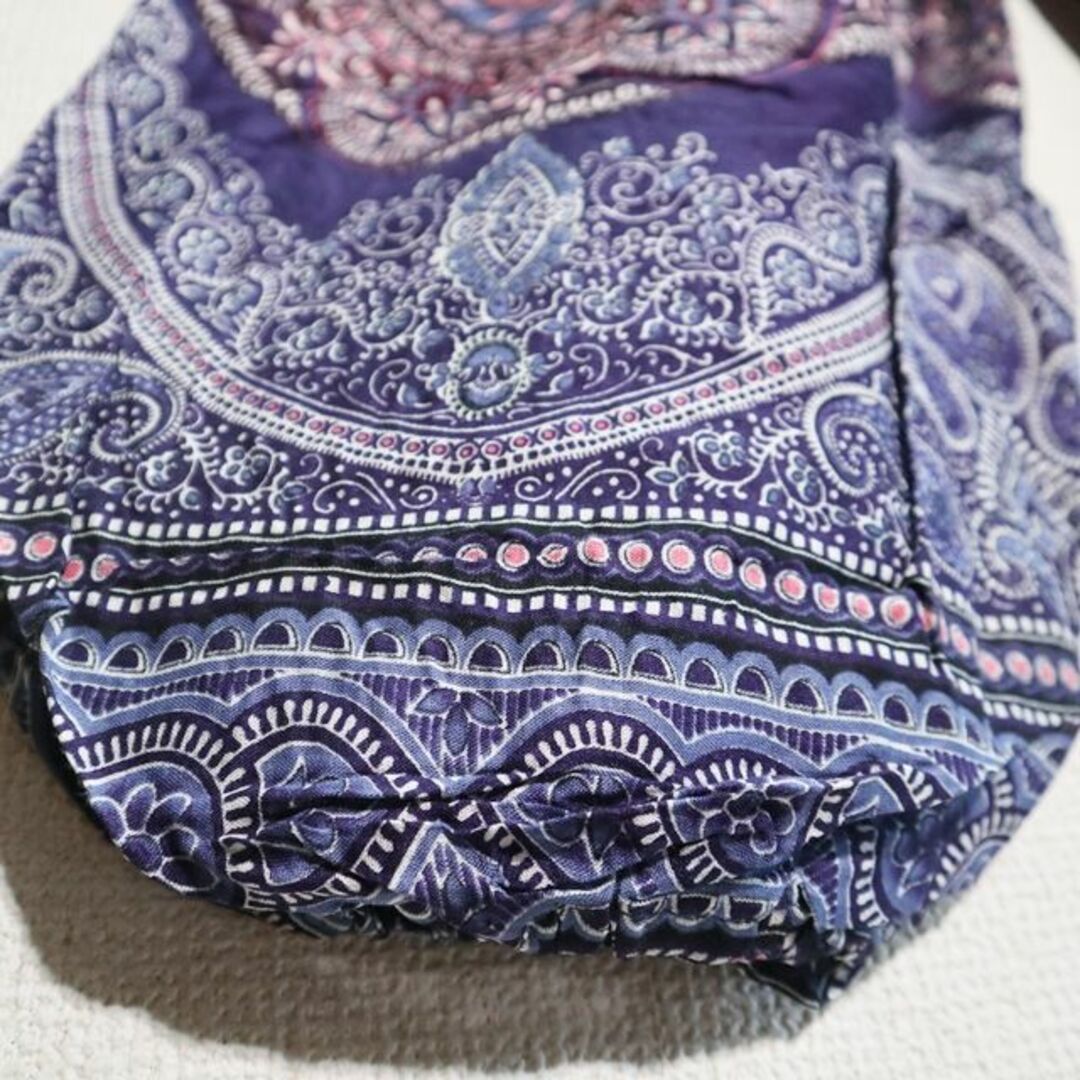 【新品】ハイウエストアラジンパンツ　繊細な曼荼羅模様　青系 レディースのパンツ(サルエルパンツ)の商品写真