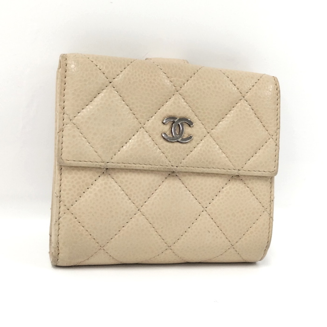 CHANEL(シャネル)のCHANEL Wホック財布 二つ折り財布 ココマーク マトラッセ レザー レディースのファッション小物(財布)の商品写真