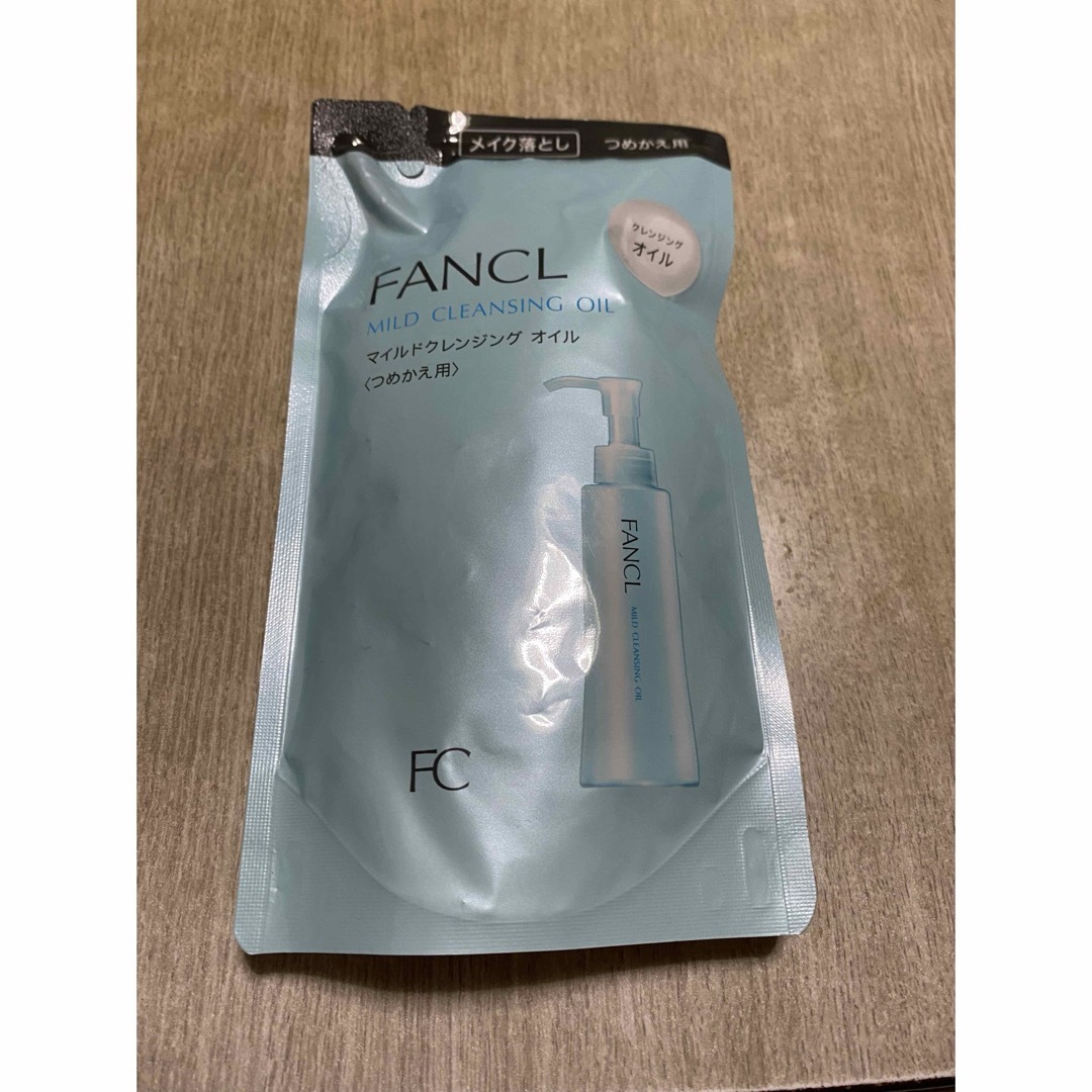 FANCL(ファンケル)のファンケル マイルドクレンジング オイル つめかえ(115ml) コスメ/美容のスキンケア/基礎化粧品(クレンジング/メイク落とし)の商品写真