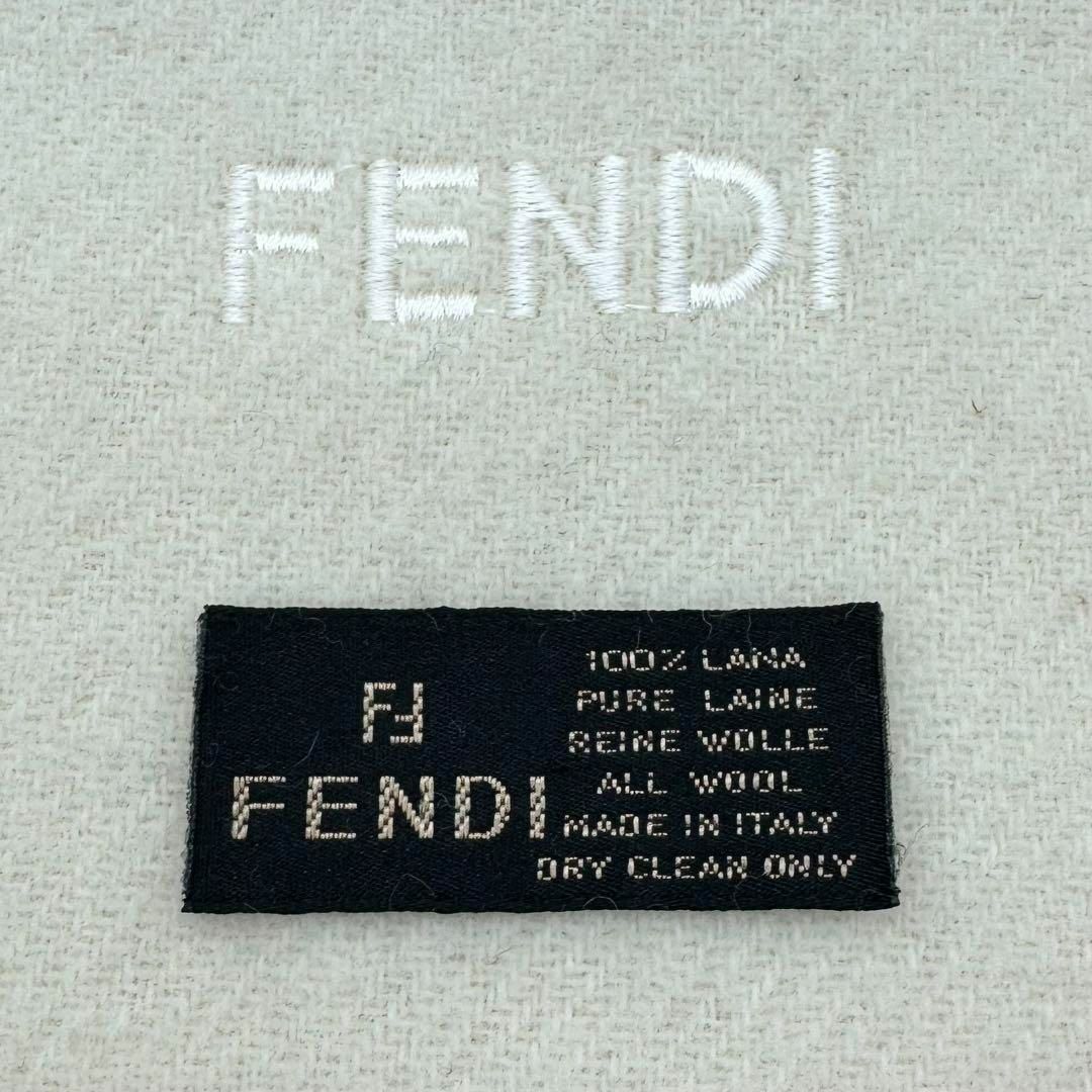 FENDI(フェンディ)のフェンディ ウール100% マフラー ストール レディース アイボリー レディースのファッション小物(マフラー/ショール)の商品写真