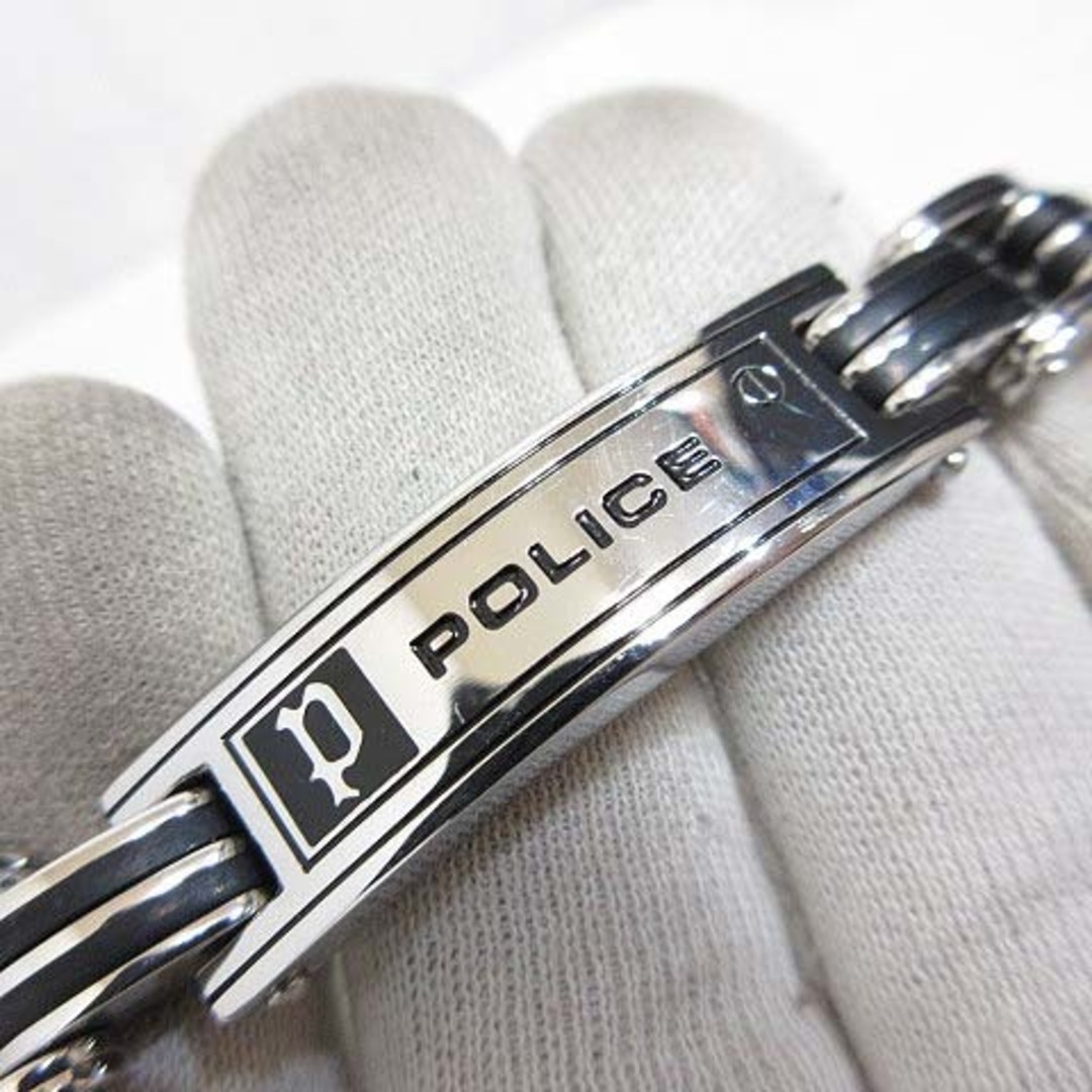 POLICE(ポリス)のポリス POLICE CARB ブレスレット バングル ロゴ シルバー ブラック メンズのアクセサリー(ブレスレット)の商品写真