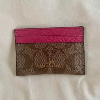 コーチ(COACH)のコーチ カードケース シグネチャー COACH アメリカ購入 ピンク  パスケー(名刺入れ/定期入れ)