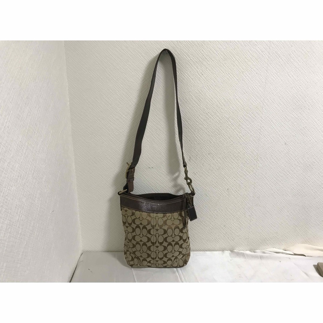 COACH(コーチ)の本物コーチCOACHキャンバスショルダーバッグボディポシェットバック茶 メンズのバッグ(ショルダーバッグ)の商品写真