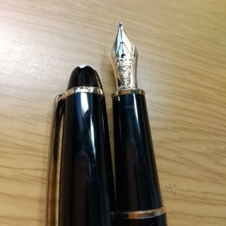 MONTBLANC - 【美品】MONTBLANC 万年筆 ペン先 １４金の通販 by moon's