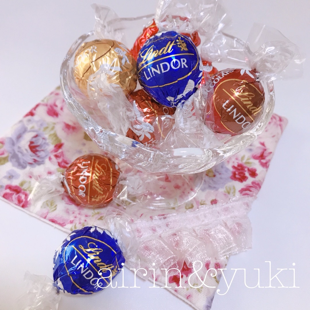 Lindt(リンツ)の【数量限定】★48個★リンツ＊リンドール【コストコ＊Costco】 食品/飲料/酒の食品(菓子/デザート)の商品写真