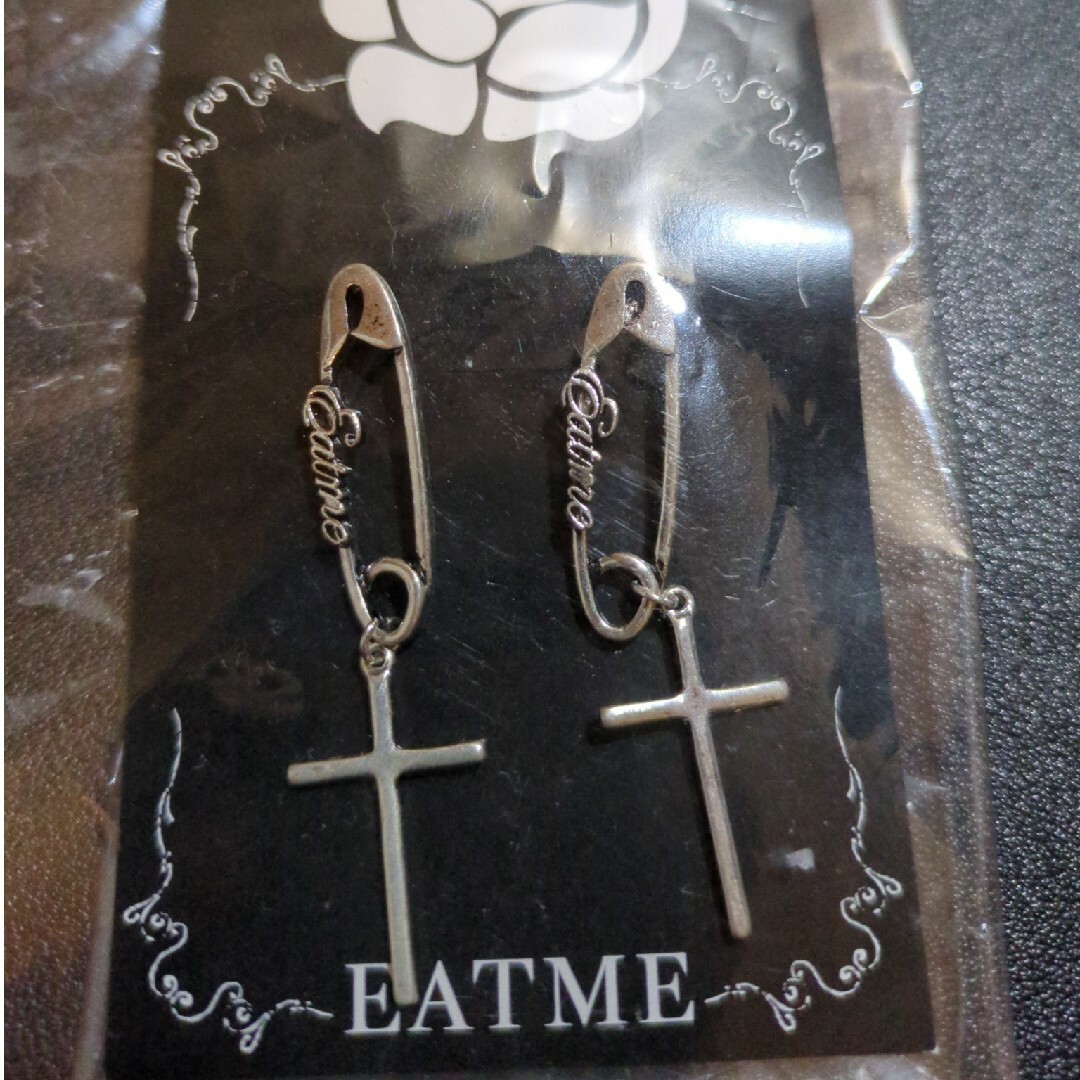 EATME(イートミー)のeatme ピアス クロス レディースのアクセサリー(ピアス)の商品写真