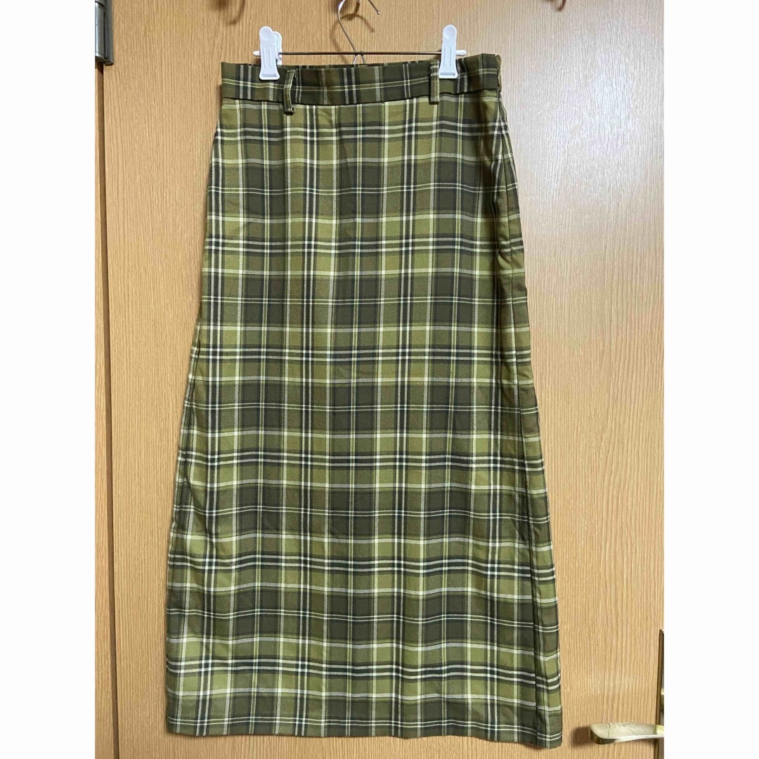GU(ジーユー)のGU チェック柄ナロースカート　 レディースのスカート(ロングスカート)の商品写真