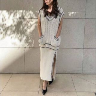 ザラ(ZARA)のZARA ザラ ステッチ ニット ベスト　(ベスト/ジレ)