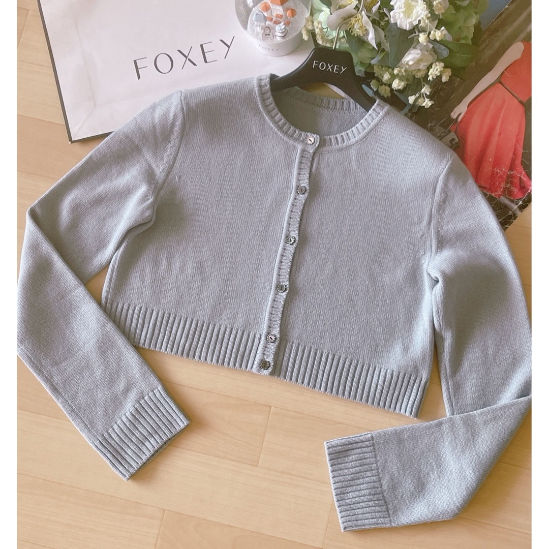 FOXEY(フォクシー)の極美品！FOXEYカシミア100%カーディガン 38 Rene  foxey レディースのトップス(カーディガン)の商品写真