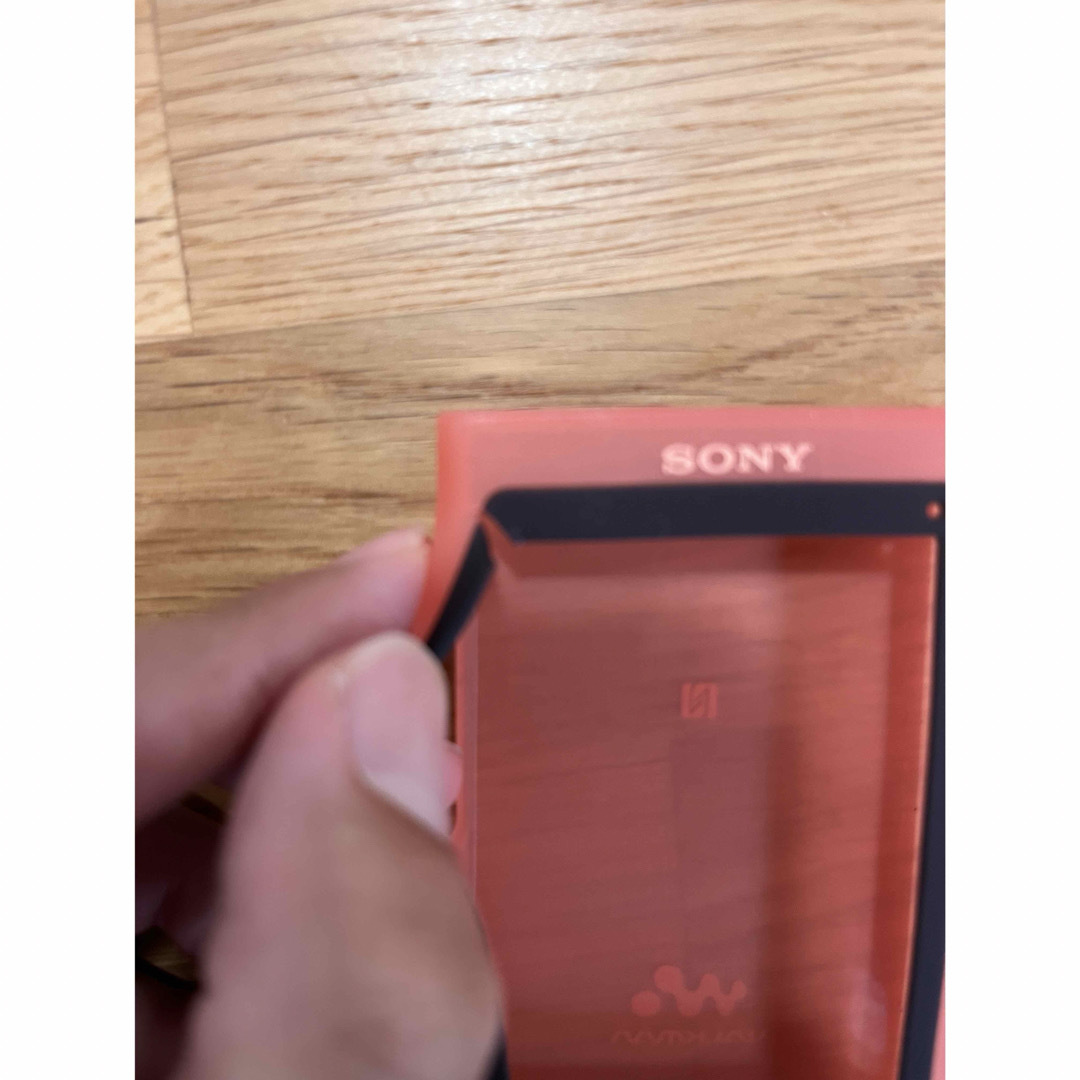 SONY(ソニー)のSONY ウォークマン Aシリーズ NW-A35HN(R) スマホ/家電/カメラのオーディオ機器(ポータブルプレーヤー)の商品写真