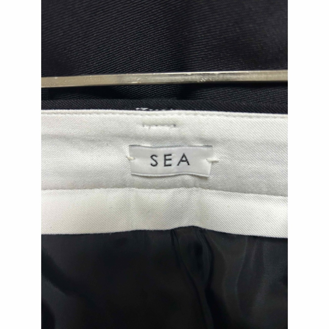 SEA(シー)のSEA rie パンツ　セットアップ可能 レディースのパンツ(クロップドパンツ)の商品写真