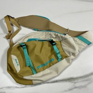 パタゴニア(patagonia)のpatagonia パタゴニア　アトム・スリング 旧型　8L　ベージュ(ショルダーバッグ)