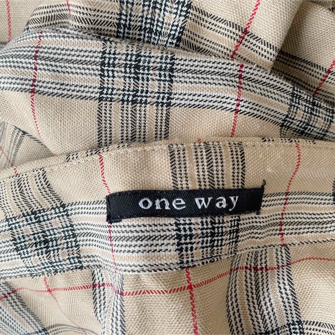 one*way(ワンウェイ)の● ワンウェイ　ゆったりオフショルチェックブラウス　カットソー　one way● レディースのトップス(シャツ/ブラウス(長袖/七分))の商品写真