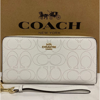 コーチ(COACH) 財布(レディース)（ホワイト/白色系）の通販 3,000点