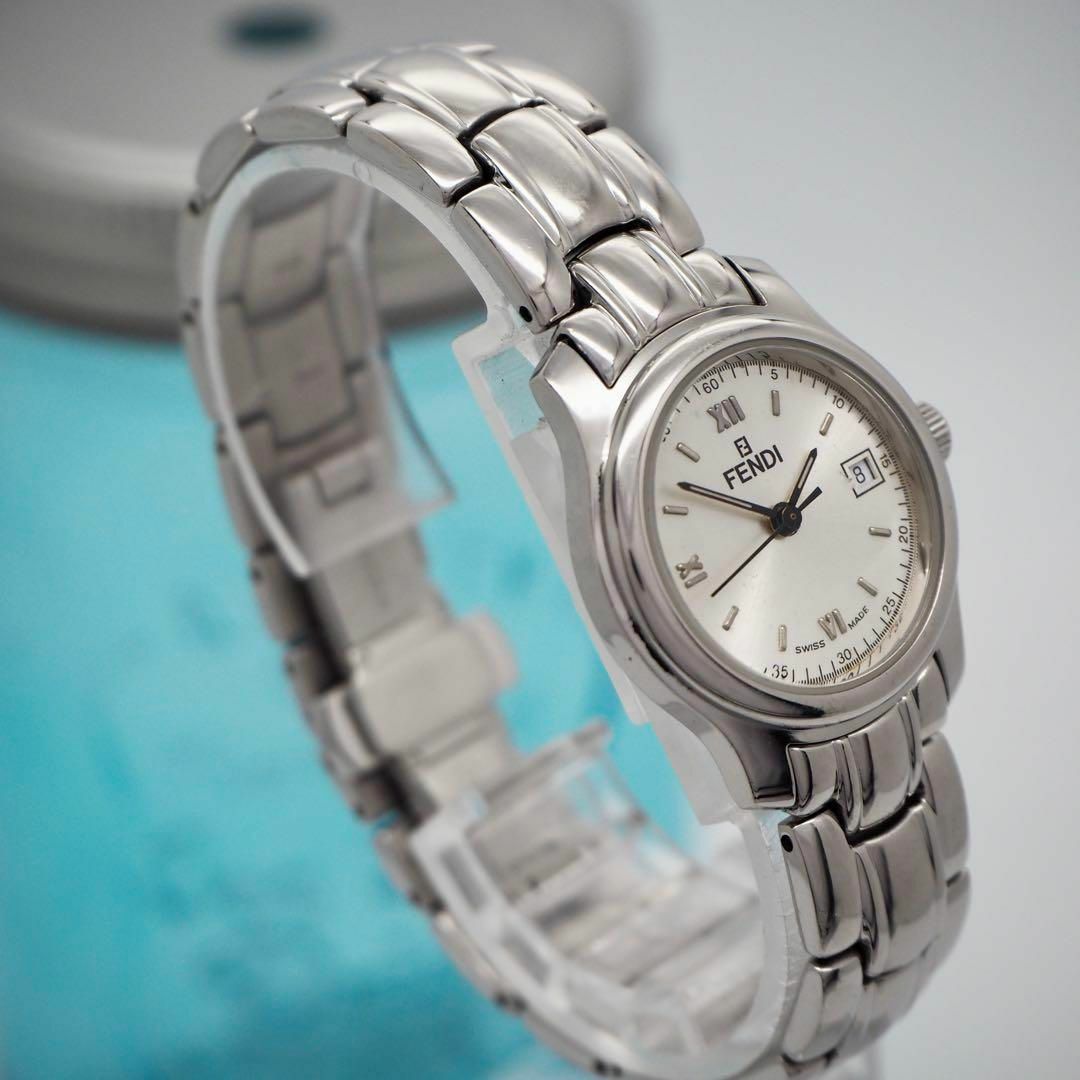 FENDI(フェンディ)の688 FENDI フェンディ時計　レディース腕時計　シルバー　デイト　シンプル その他のその他(その他)の商品写真
