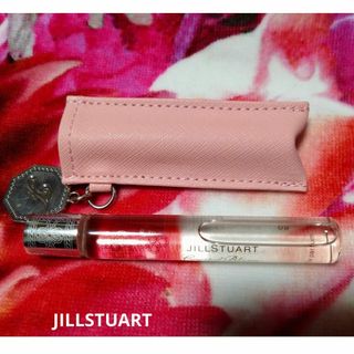 ジルスチュアート(JILLSTUART)のJILLSTUART　香水＋ケース付＋ケースのみ🩷お値下げ🩷(香水(女性用))