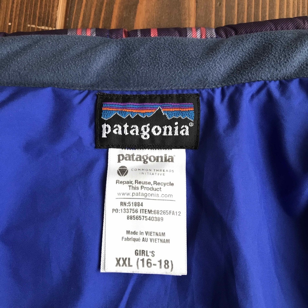 patagonia(パタゴニア)のパタゴニア patagonia ダウンジャケット GIRL’S XXL 160 レディースのジャケット/アウター(ダウンジャケット)の商品写真