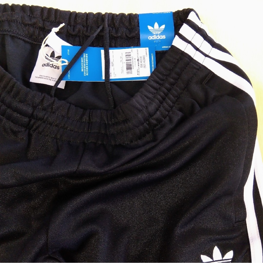 adidas(アディダス)の[新品] adidas アディダス トラックパンツ ジョガーパンツ Lサイズ メンズのパンツ(その他)の商品写真