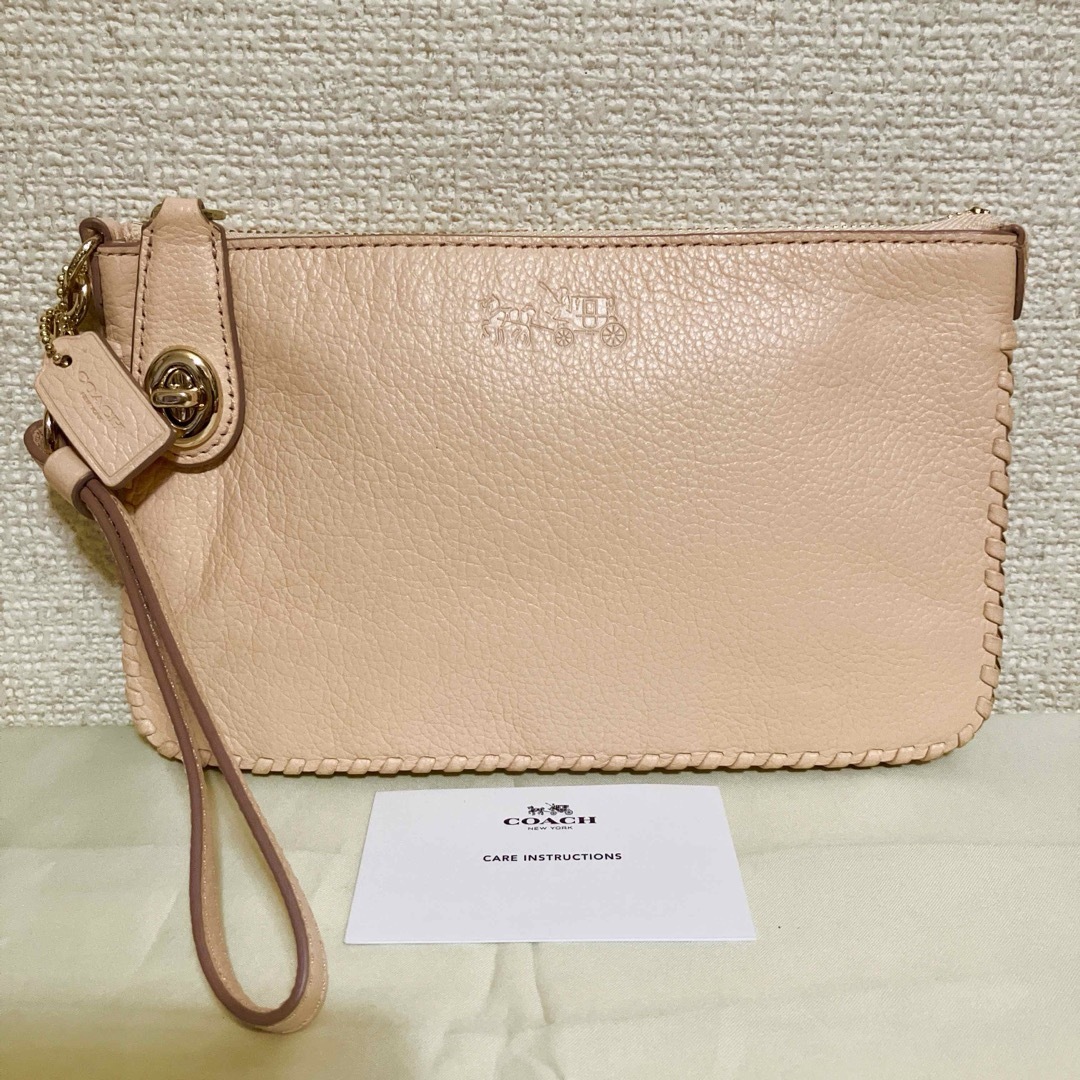 COACH(コーチ)の☆未使用☆コーチ COACH レザー リストレット ターンロック チェーン レディースのファッション小物(ポーチ)の商品写真