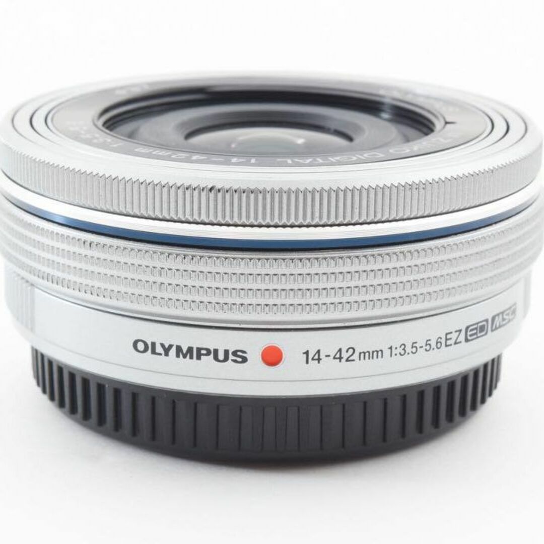 OLYMPUS(オリンパス)の美品　OLYMPUS M.ZUIKO 14-42mm EZパンケーキレンズ スマホ/家電/カメラのカメラ(レンズ(ズーム))の商品写真