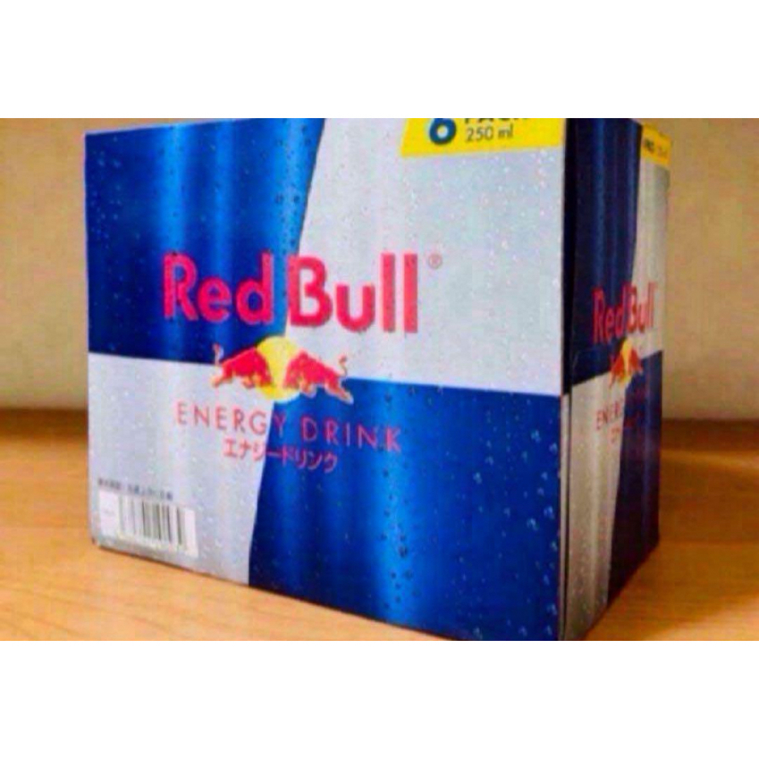 Red bull レッドブル　250ml  6本セット 食品/飲料/酒の飲料(ソフトドリンク)の商品写真